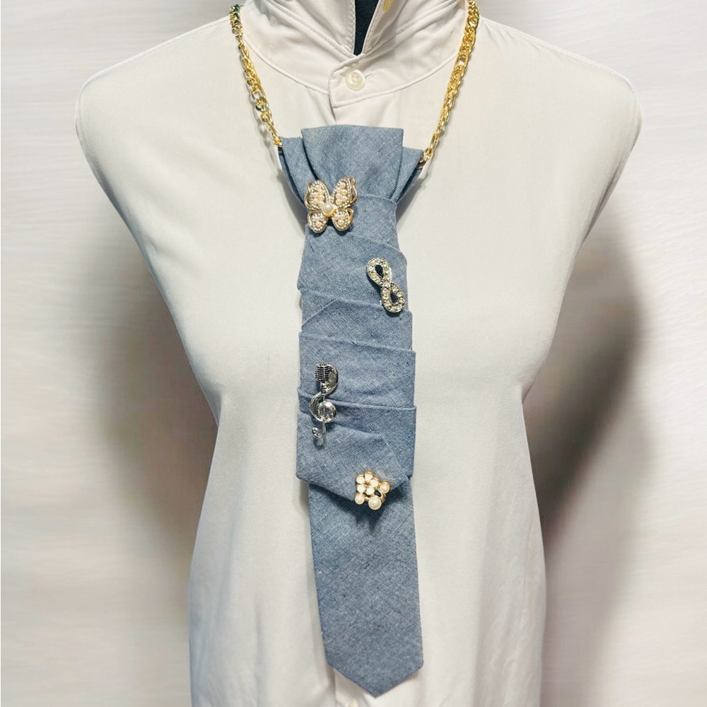 Stylish Blue “Junk” Necktie with Gold and Silver Brooches